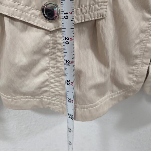 White House Black Market Beige Ruffle Zip Jacket Size 12 Lightweight Chic - Picture 8 of 13